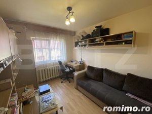 Apartament 3 camere, 65 mp, decomandat, zona Bradet - imagine 5