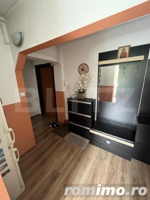 Apartament de vanzare, 70 mp , Zona Soarelui  - imagine 2