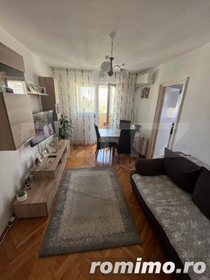 Apartament de vanzare , 41 mp , Zona Micro 15 - imagine 3