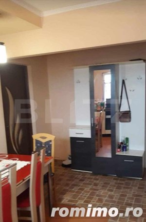 Apartament 2 camere, zona Micro14 , cu acoperiș și balcon inchis - imagine 4