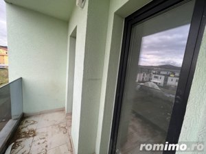 Apartament 2 camere, 49 mp, semidecomandat, etaj intermediar, zona Terra - imagine 8