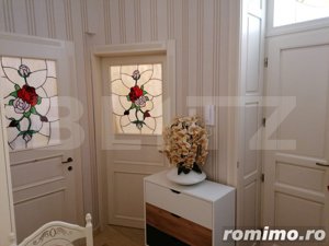 De vanzare apartament 3 camere, ultracentral , cu acoperiș  - imagine 9