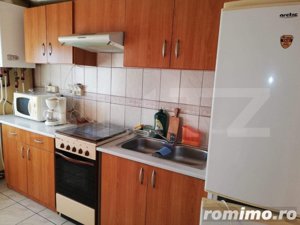 Apartament cu 3 CAMERE, 2 BAI ,  Micro 16, bloc cu acoperiș - imagine 4