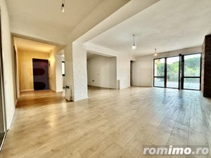 Apartament 4 camere 2 bai, 120mp, terasa 70mp, etaj intermediar zona Vivo - imagine 4