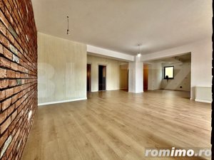 Apartament 4 camere 2 bai, 120mp, terasa 70mp, etaj intermediar zona Vivo - imagine 3