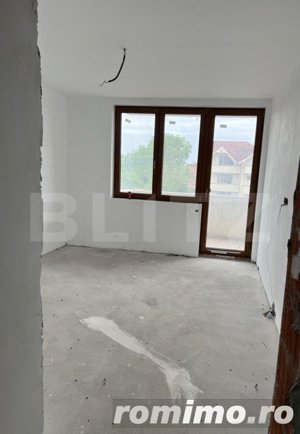 Apartament de 3 camere, 2 balcoane, 93 mp, etaj 1 - imagine 5