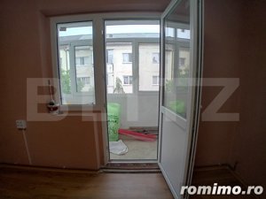 Apartament renovat cu 2 camere decomandate și garaj în Dumbrava Nord Zalău - imagine 2