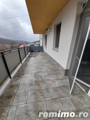 Apartament 3 camere, terasa 25 mp, parcare, zona Vivo  - imagine 10