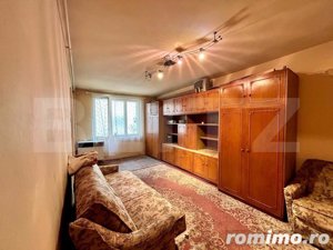 Garsoniera parter tip apartament zona Closca bloc curat  - imagine 3