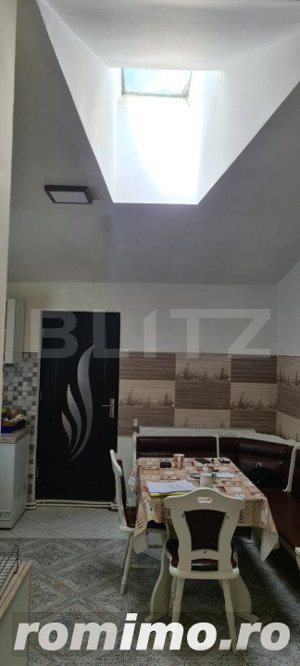 Apartament  cu 3 camere in zona centrala cu 105 mp  - imagine 13