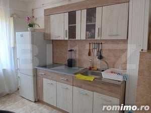 Apartament cu 3 camere, 70mp, etaj 3/4, zona Dumbrava 2 - imagine 6