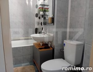 Apartament cu 3 camere, 70mp, etaj 3/4, zona Dumbrava 2 - imagine 7