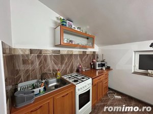 Casa pe 2 nivele suprafata 240 mp utili + 475 mp teren  - imagine 18