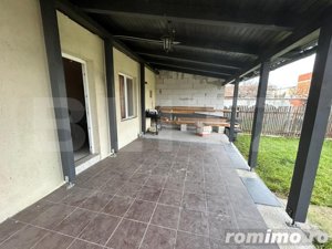 Casa de vanzare 3 camere parter + 1 etaj ,258.00 utili + 418 teren, zona Closca  - imagine 11