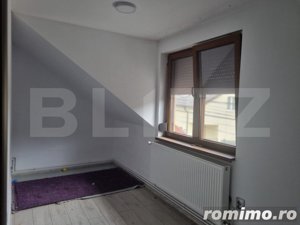 Casa P+M , 2 apartamente, singur in curte, LAZARET - imagine 11