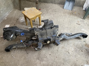 Instalație aer ,aeroterma și tubulatură completă și instalația electrică bord/motor WV Crafter -2008 - imagine 2