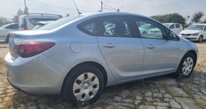 OPEL Astra J benzina 2015 - imagine 2