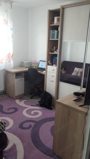 Închiriez apartament 2 cam.centrala proprie pe gaz ,zona A.Vlaicu , 275 euro - imagine 5 Închiriez apartament 2 cam.centrala proprie pe gaz ,zona A.Vlaicu , 275 euro - imagine 5