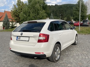 Skoda Rapid Spaceback 1400 TDI 90 Cp - imagine 10