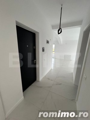 Apartament de 3 camere, 70 mp,  terasa 30 mp, zona Braytim - imagine 5