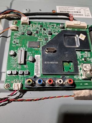 715G8524-M01-B00-004K