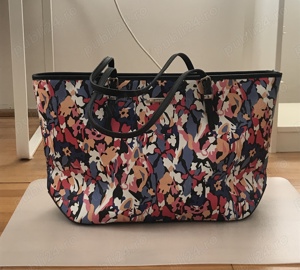 Vând geantă Nine West neagră