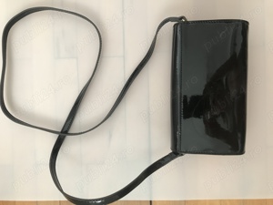 Vând geantă crossbody Anne Klein neagră - imagine 4