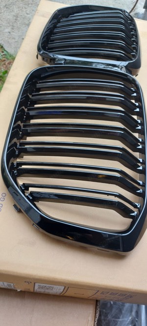 Grile negru lucios BMW  X5 G05 (19+) - imagine 4