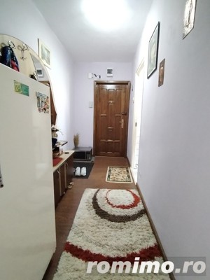 Apartament 2 camere, etaj 2, decomandat, garaj inclus!!!! - imagine 10