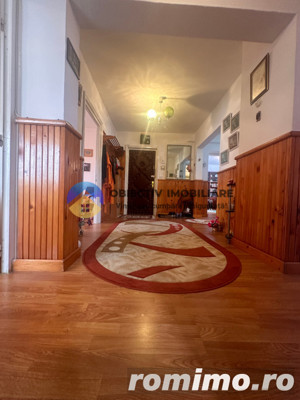 Apartament 4 camere/2 bai/2 balcoane-Petrodava -vezi video - imagine 18