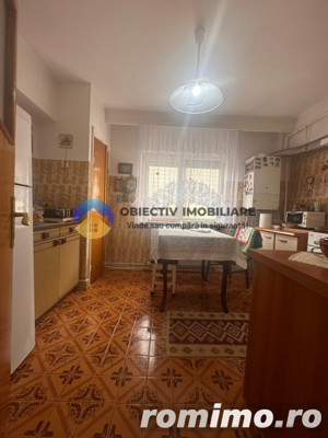 Apartament 4 camere/2 bai/2 balcoane-Petrodava -vezi video - imagine 7