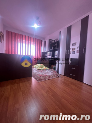 Apartament 4 camere/2 bai/2 balcoane-Petrodava -vezi video - imagine 14