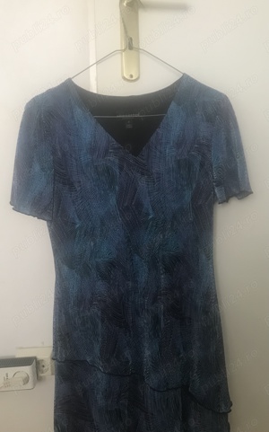 Vând rochie albastră cu volane Connected Apparel - imagine 4