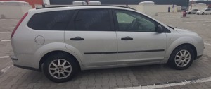 Vând Ford Focus1,6 TDCI Break 109Cp - imagine 5
