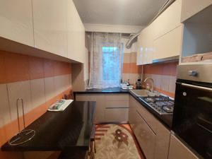 Vând apartament cu două camere  - imagine 8