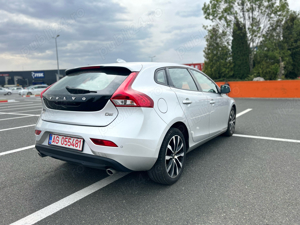 volvo V40 D2 ad blue - automat - imagine 6