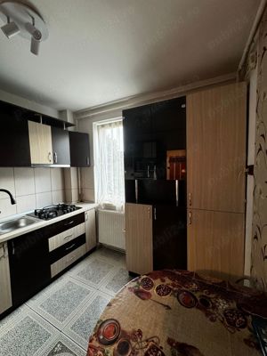 Închiriez apartament  - imagine 4