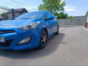 Vând Hyundai I 30 ,An 2014, 1.4 diesel ,90CP - imagine 9