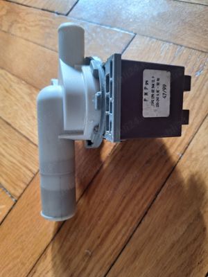 Piese masina spalat Indesit WINV 70 - imagine 10