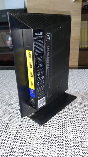 Router Asus RT-N53 dual band pe 2.4 si 5 GHz