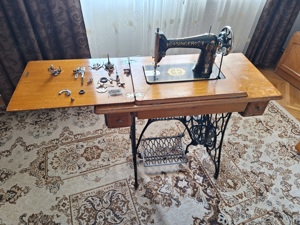 Masina de cusut Singer,in stare de functionare, fabricata in 1914. 