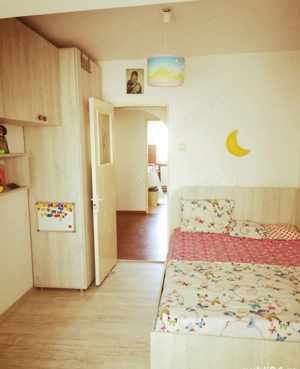 proprietar,apartament 3 camere ,str Soveja  - imagine 5