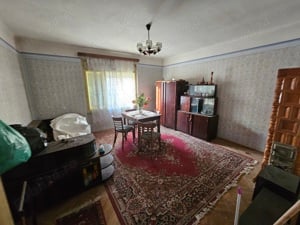 Casa de vanzare pe strada Decebal, Caransebes. 75.000euro - imagine 3