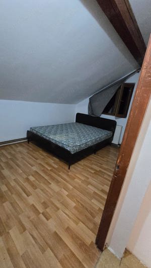 Proprietar inchiriez apartament cu doua camere semidecomandat in zona Piata Verde din Calea Aradului - imagine 2