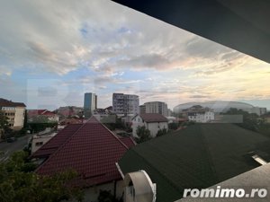 Penthouse cu 3 camere, 2 bai,  terasa 40 mp, zona centrala - imagine 10