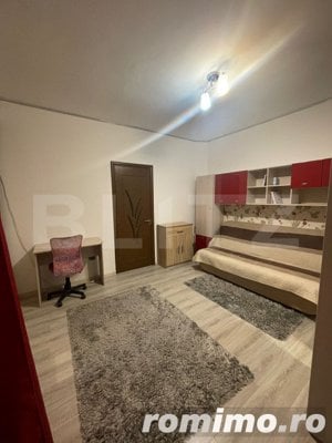 Apartament 3 camere, 2 bai, curte separata  - imagine 8