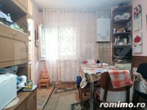 Apartament 4 camere, et. 2/4, 2 bai, garaj, zona Lipovei - imagine 5