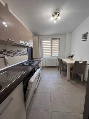 Apartament 4 camere Punctele Cardinale - imagine 3