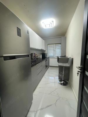 Inchiriez Apartament cu 2 camere regim  - imagine 5