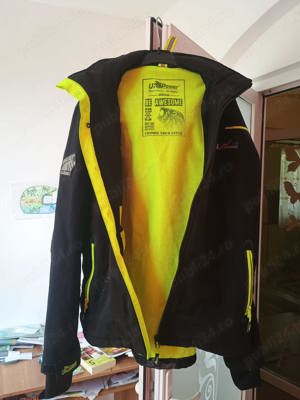 Jacheta XL ,UPower Neon-Negru,Sufa cu intinzator, 8GB Ram DDR 4 pc4-2133p,Proceosr Celeron 2.4 Ghz